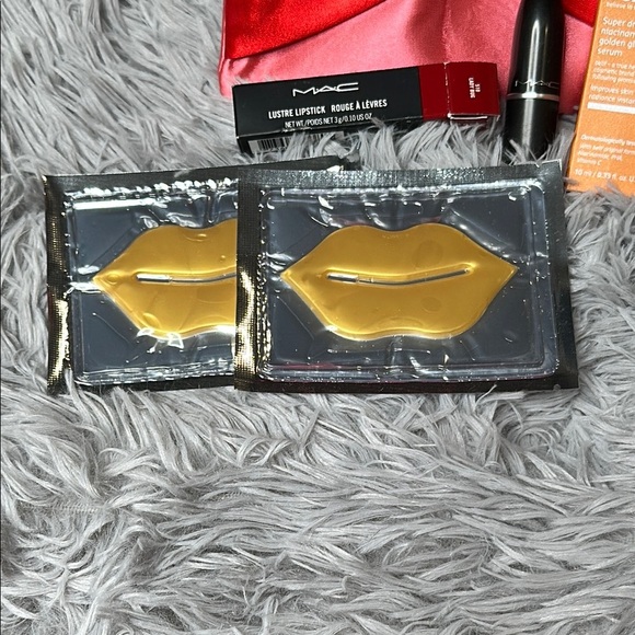 MAC LADY BUG Lustre Lipstick & Belif SUPER DROPS Vit C & Ipsy Bag & 2 Lip Masks - Picture 6 of 9